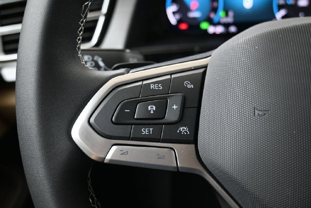 New 2026 Volkswagen Atlas Cross Sport SE AWD/4WD image 26