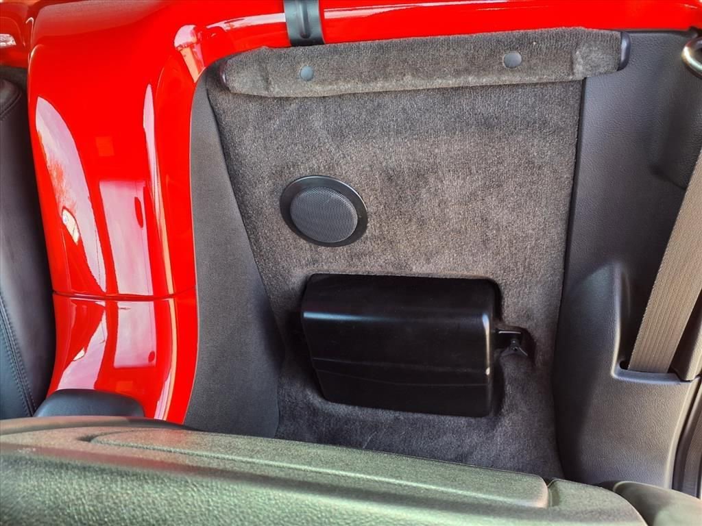 Used 2003 Chevrolet SSR w/ Preferred Equipment Group image 26