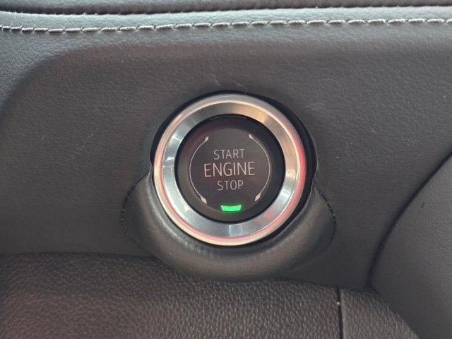 Used 2025 Chevrolet Tahoe LT AWD/4WD image 39