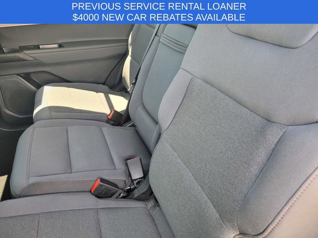 Used 2026 Ford Explorer Active RWD image 13