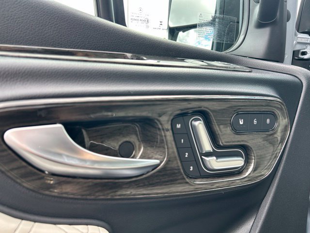 Used 2025 Mercedes-Benz Sprinter 2500 image 13