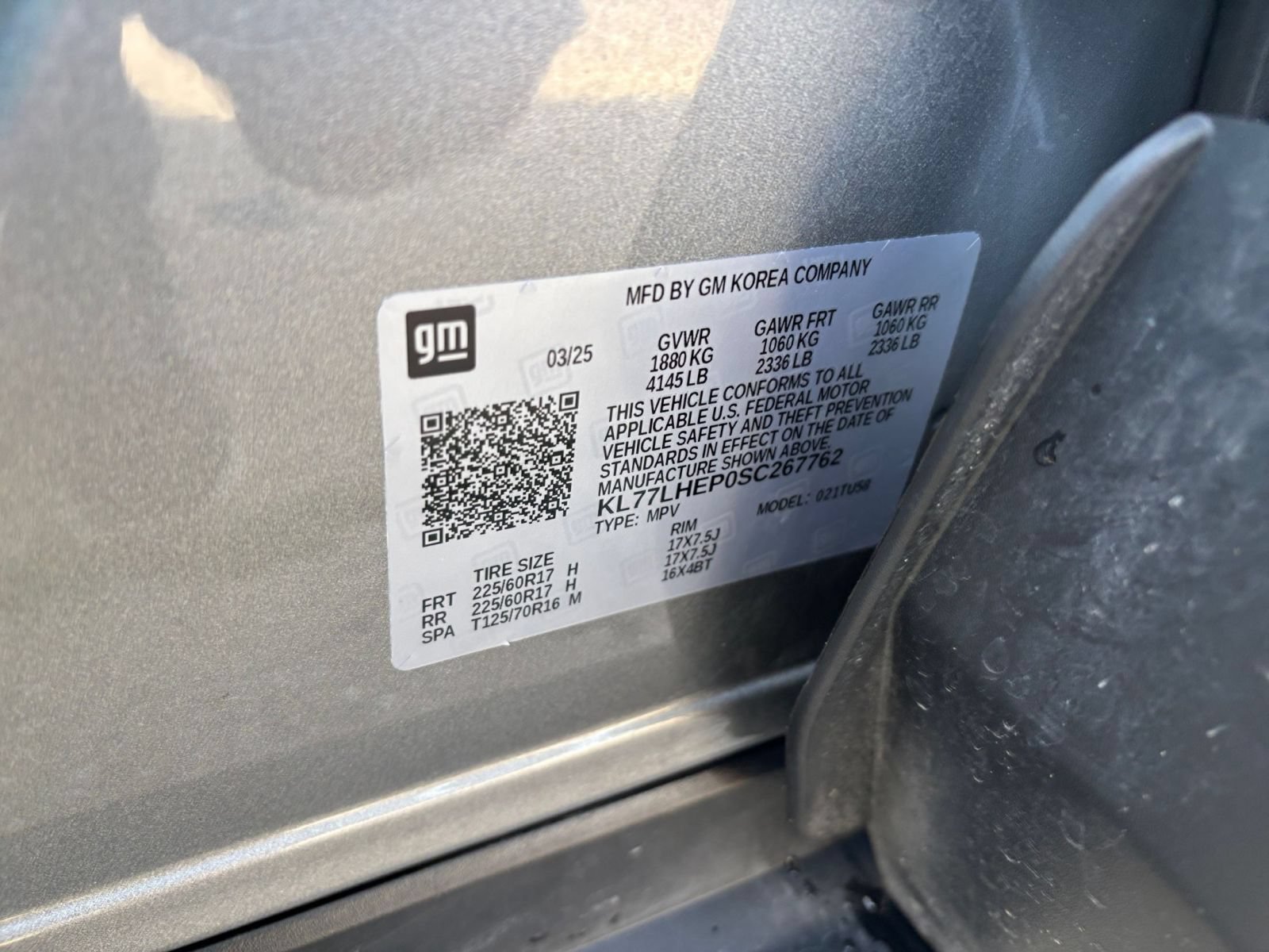 Used 2025 Chevrolet Trax LT w/ LT Convenience Package FWD image 28