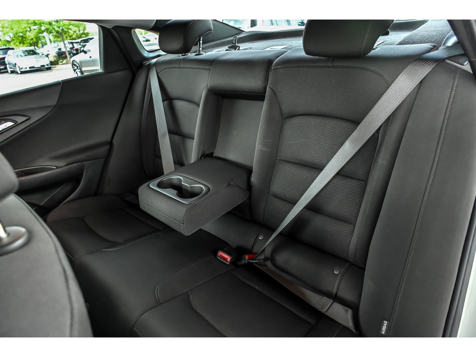 Used 2020 Chevrolet Malibu LT FWD image 13