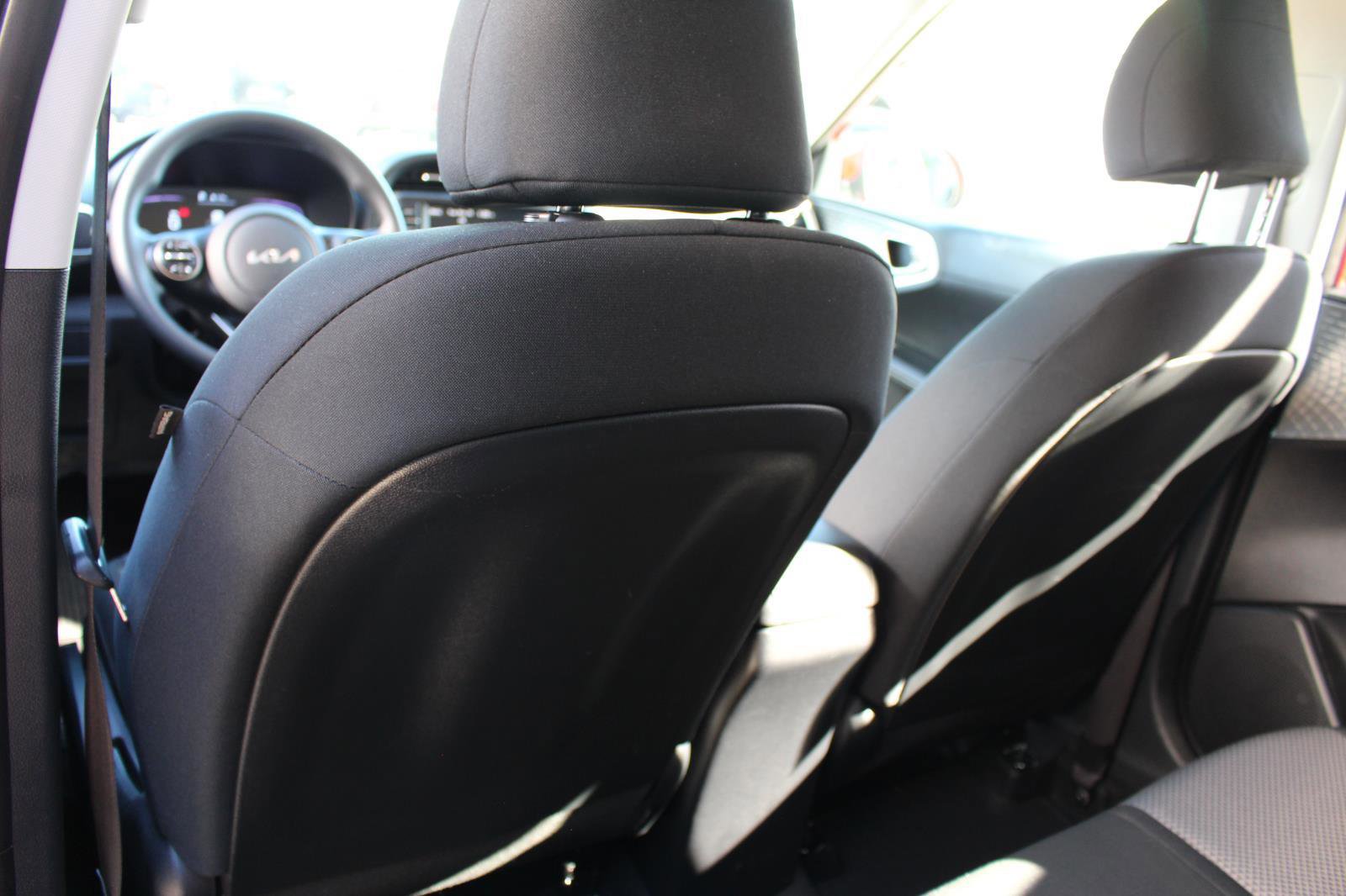 Certified 2024 Kia Soul LX w/ Option Group 015 image 32