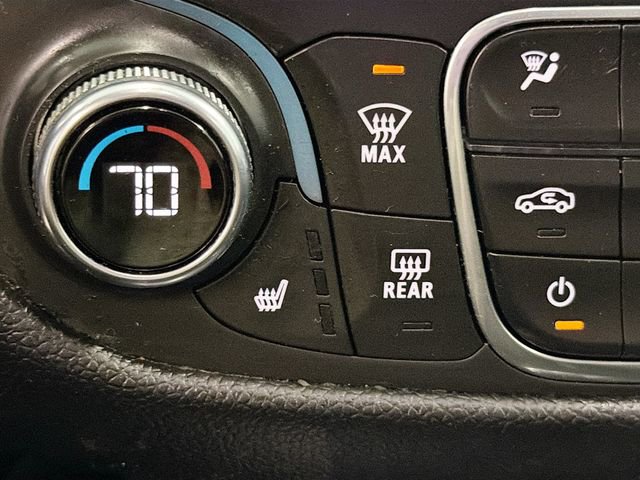 Used 2020 Chevrolet Equinox LT w/ Driver Convenience Package image 18