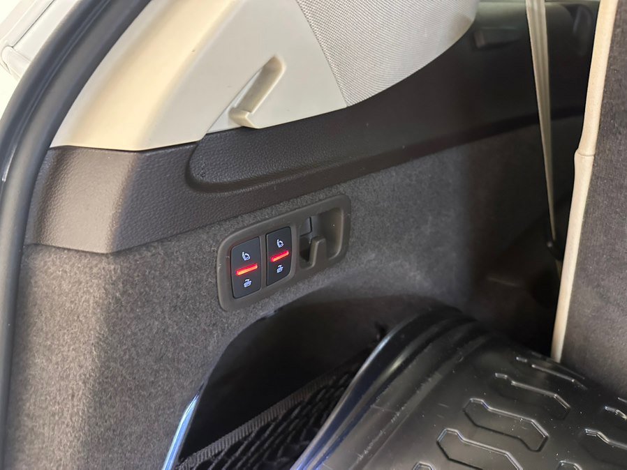 Used 2018 Audi Q7 3.0T Prestige w/ Prestige Package image 25