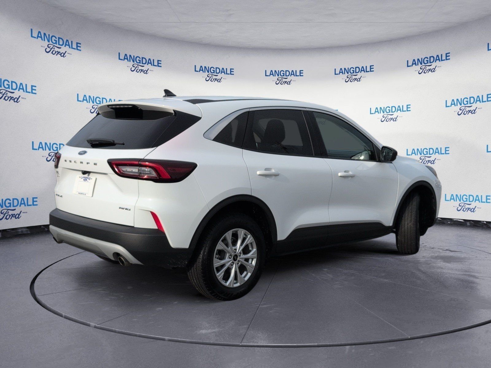 Used 2024 Ford Escape Active AWD/4WD image 4