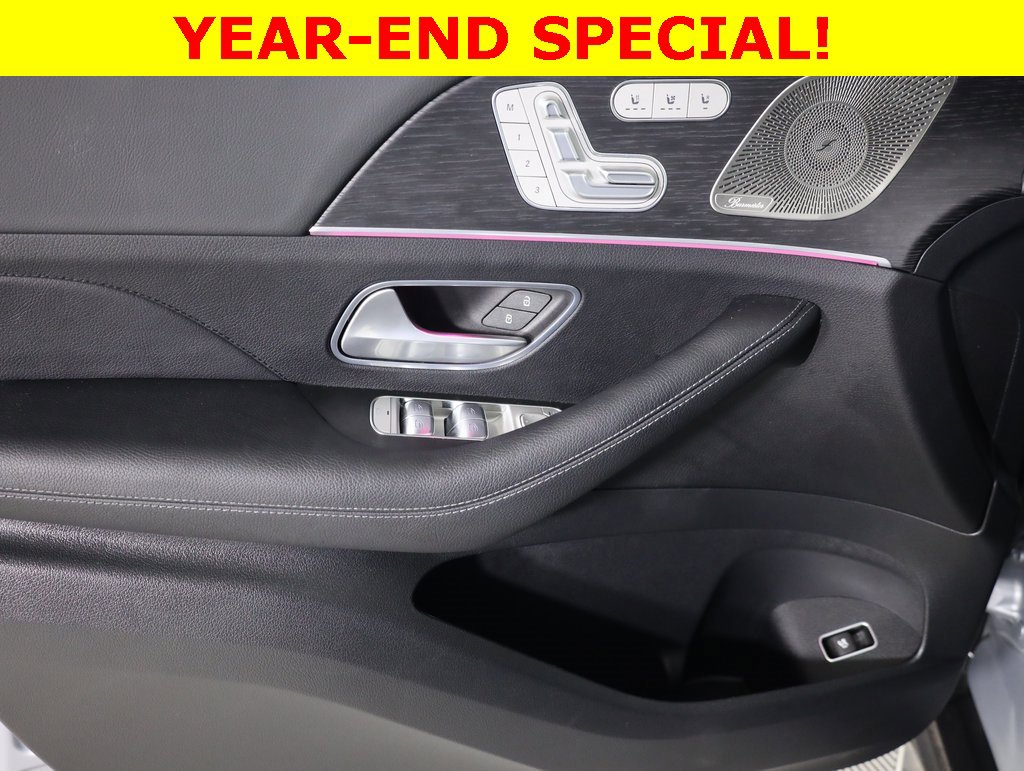 Used 2025 Mercedes-Benz GLS 450 4MATIC image 9