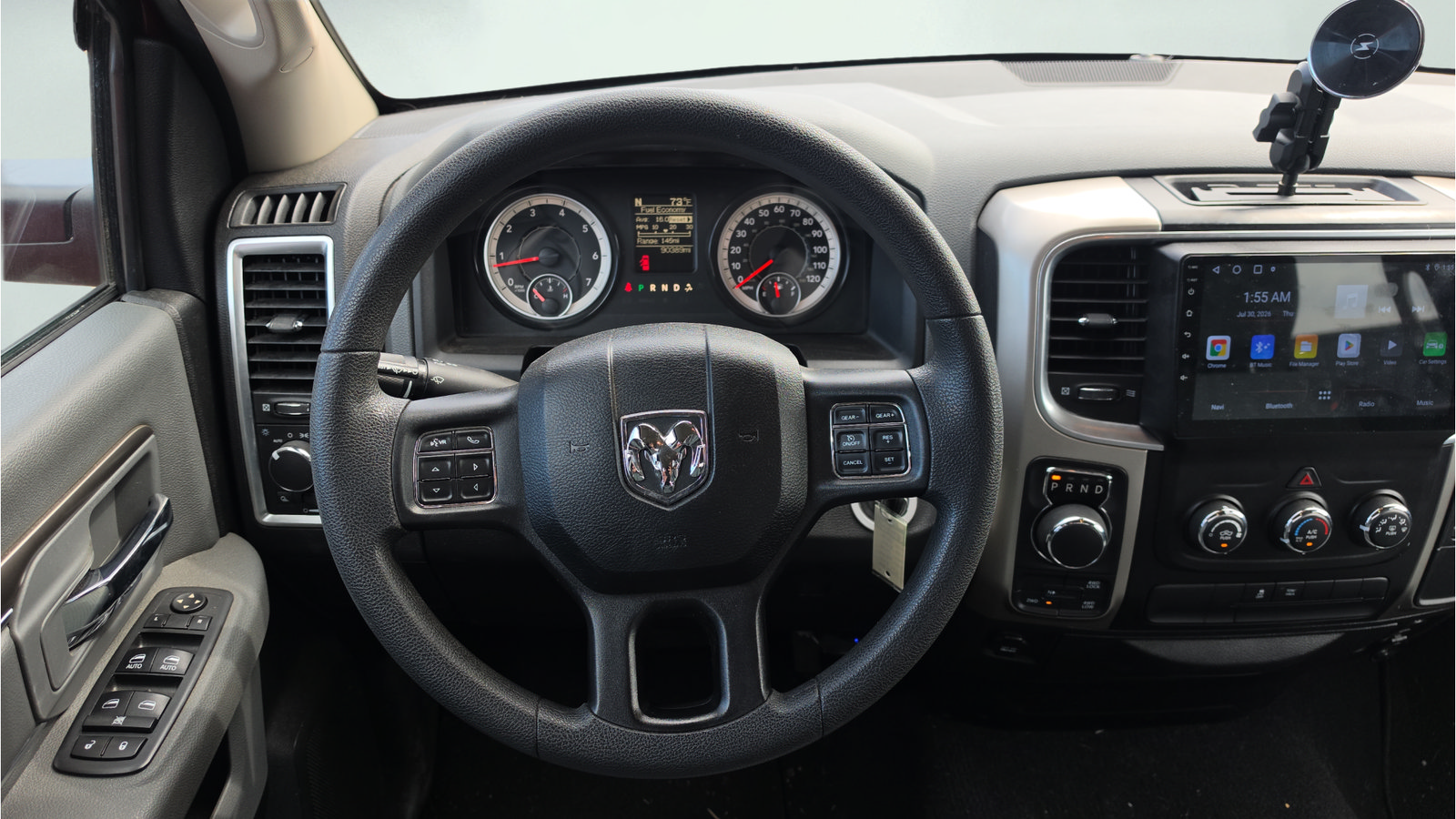 Used 2018 RAM 1500 Classic SLT AWD/4WD image 15