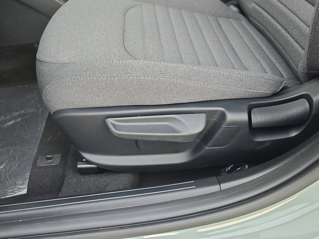New 2025 Kia K4 EX image 22
