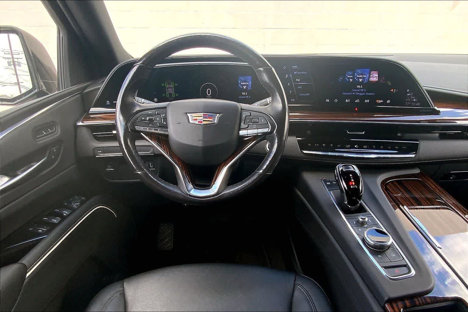Used 2023 Cadillac Escalade ESV Luxury RWD image 14