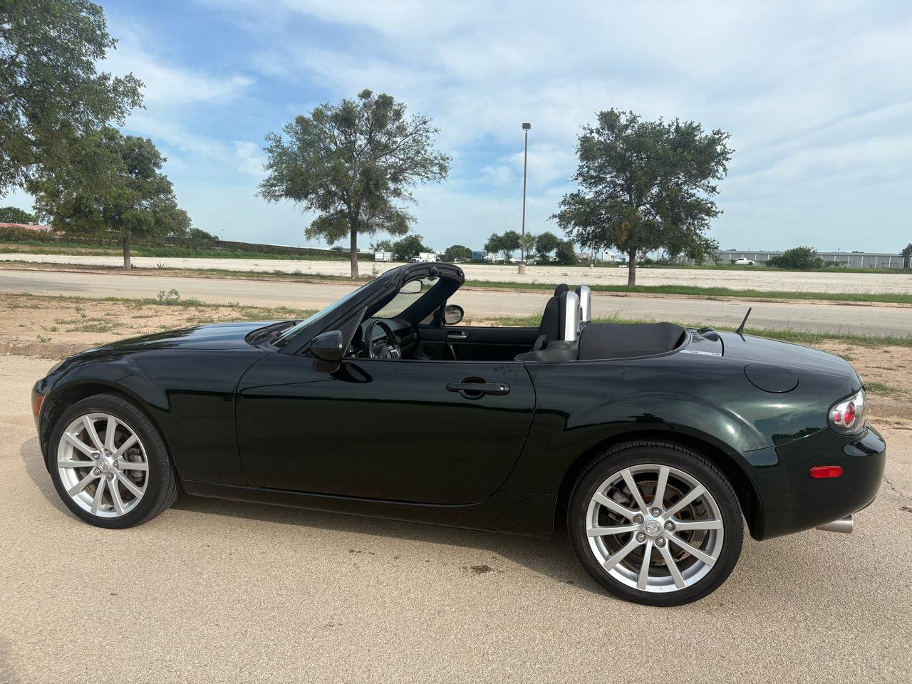Used 2007 MAZDA MX-5 Miata Touring RWD image 53