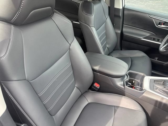 Used 2025 Toyota RAV4 XLE Premium w/ Weather Package FWD image 16