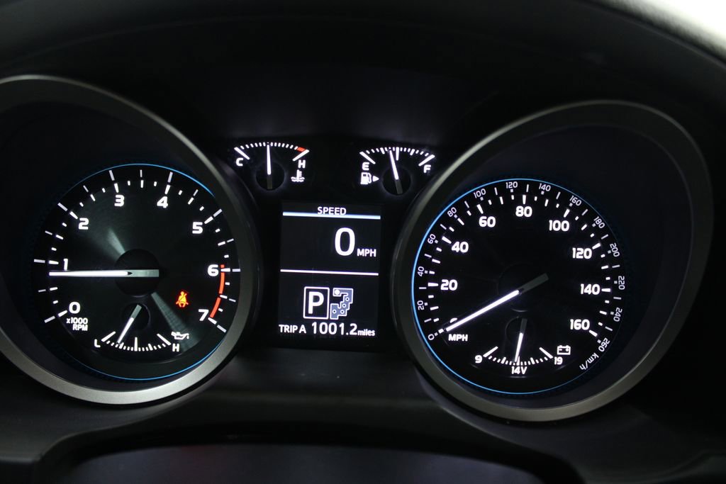 Used 2013 Toyota Land Cruiser AWD/4WD image 35