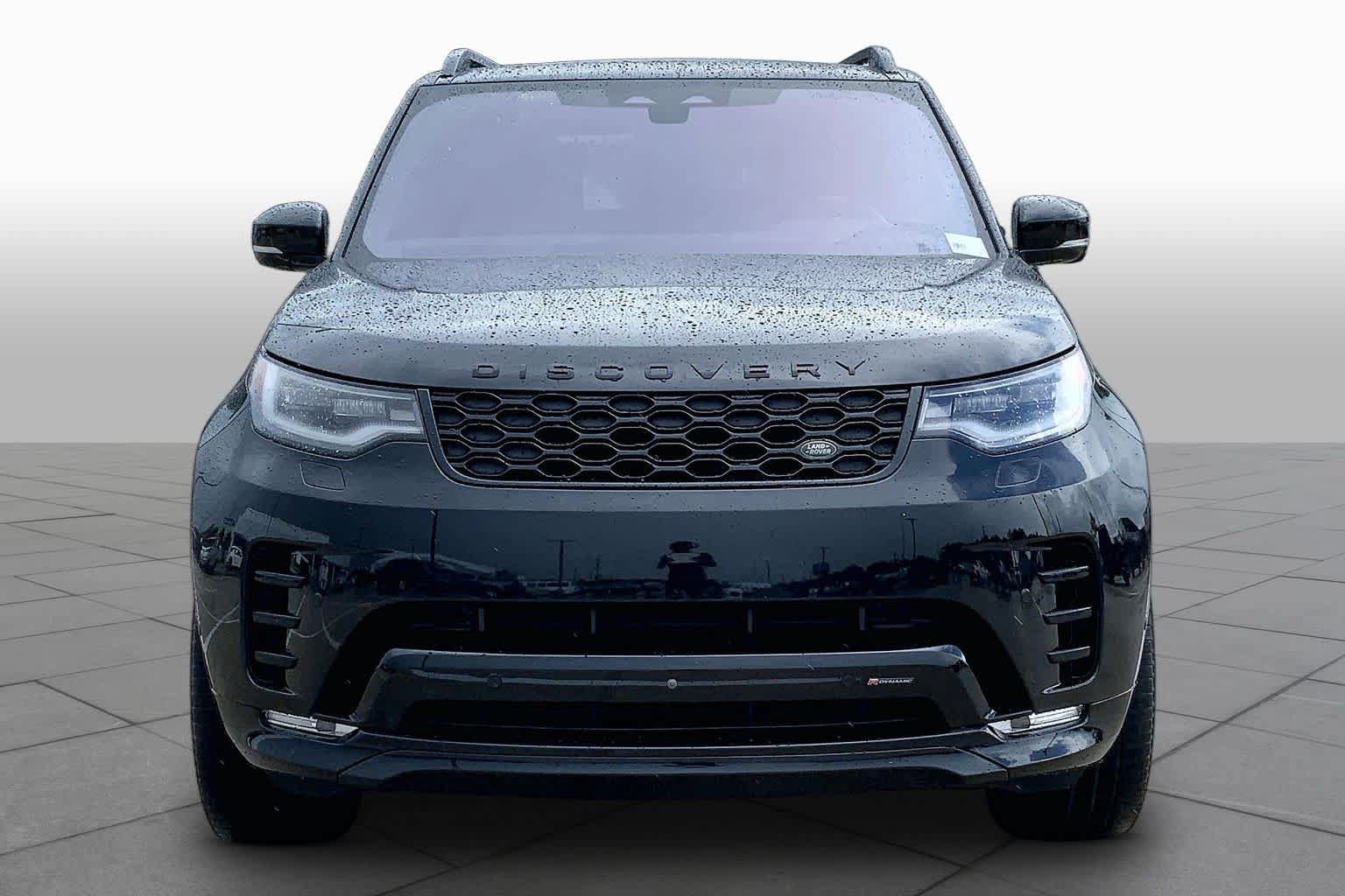 Used 2023 Land Rover Discovery HSE R-Dynamic AWD/4WD image 4