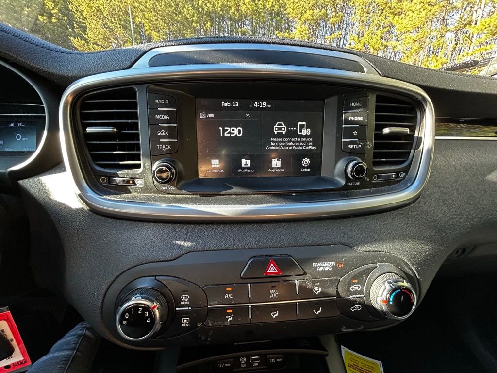 Used 2020 Kia Sorento LX image 15