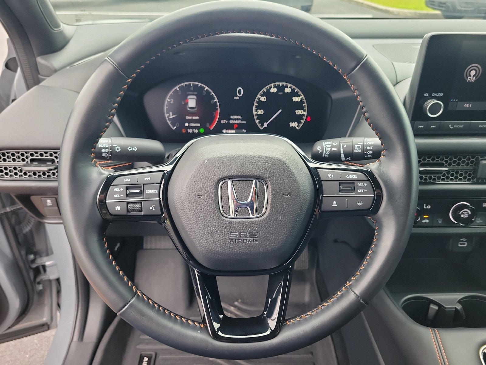 Used 2025 Honda HR-V Sport image 17