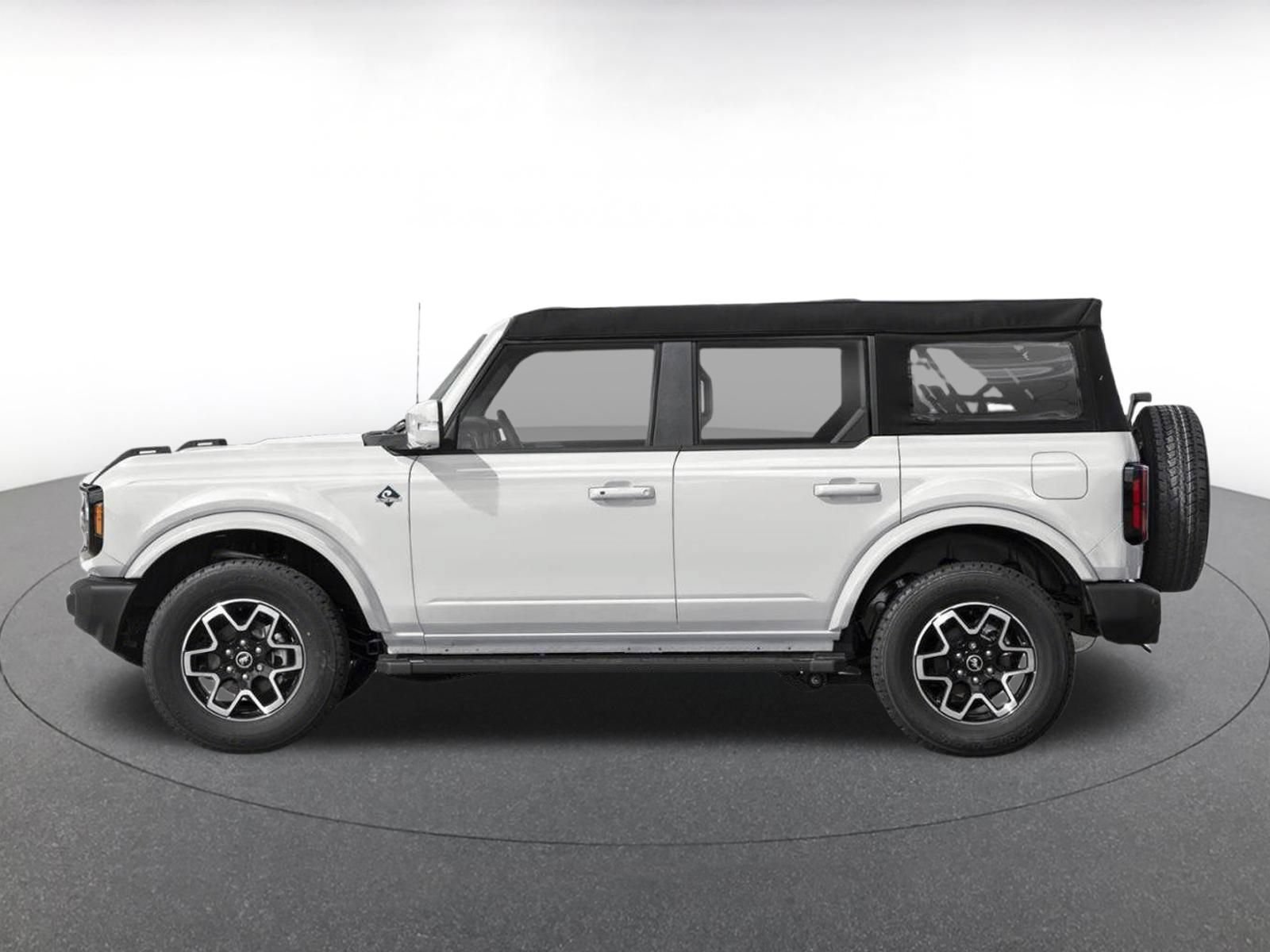 Used 2026 Ford Bronco Outer Banks AWD/4WD image 3