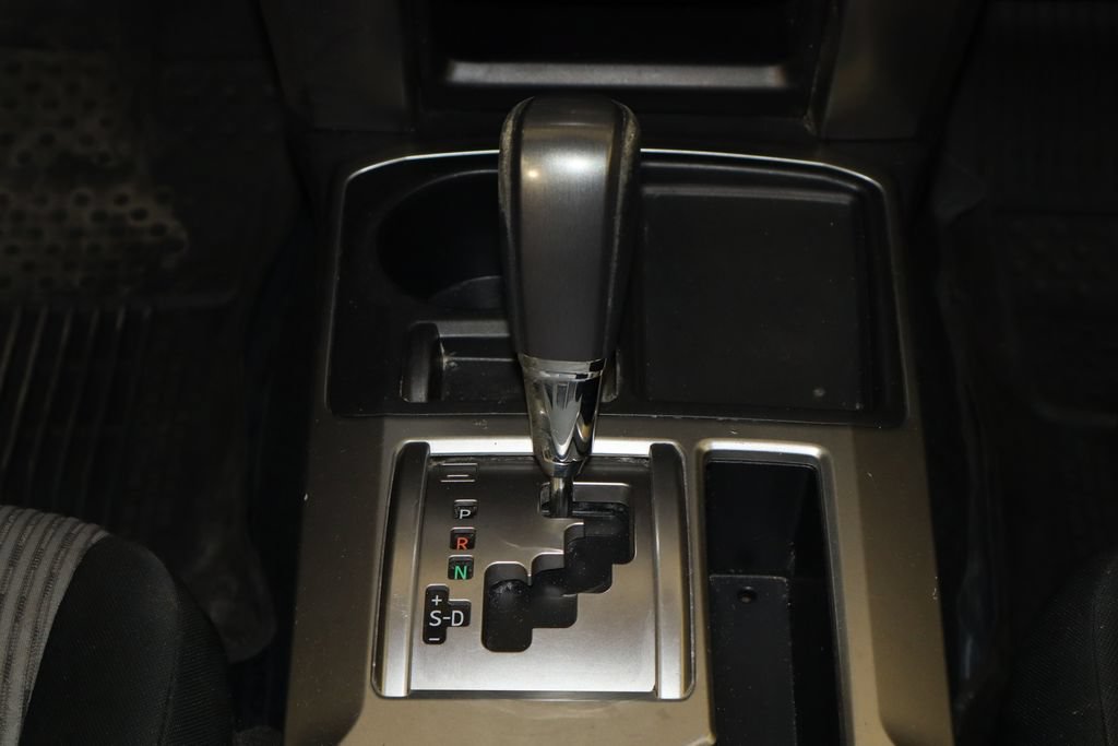 Used 2016 Toyota 4Runner SR5 RWD image 29