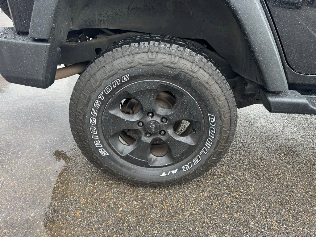 Used 2013 Jeep Wrangler Unlimited Sport image 10