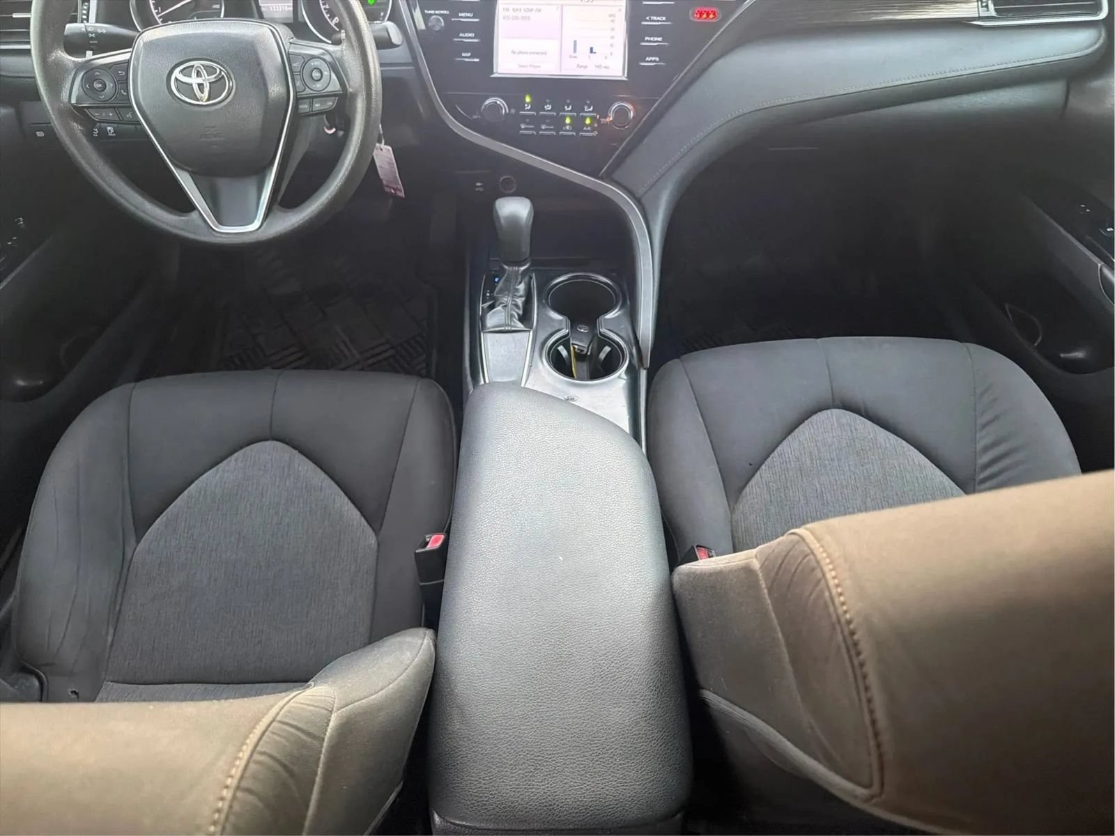 Used 2019 Toyota Camry LE FWD image 19