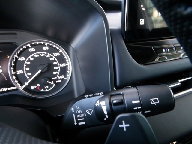 New 2025 Mitsubishi Outlander SE image 35