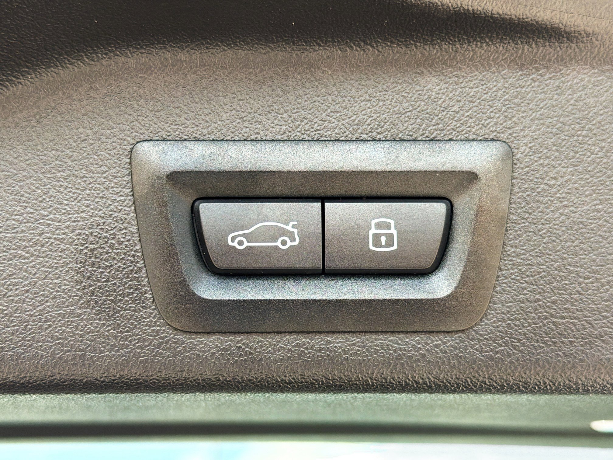 Used 2026 BMW X5 xDrive40i image 13