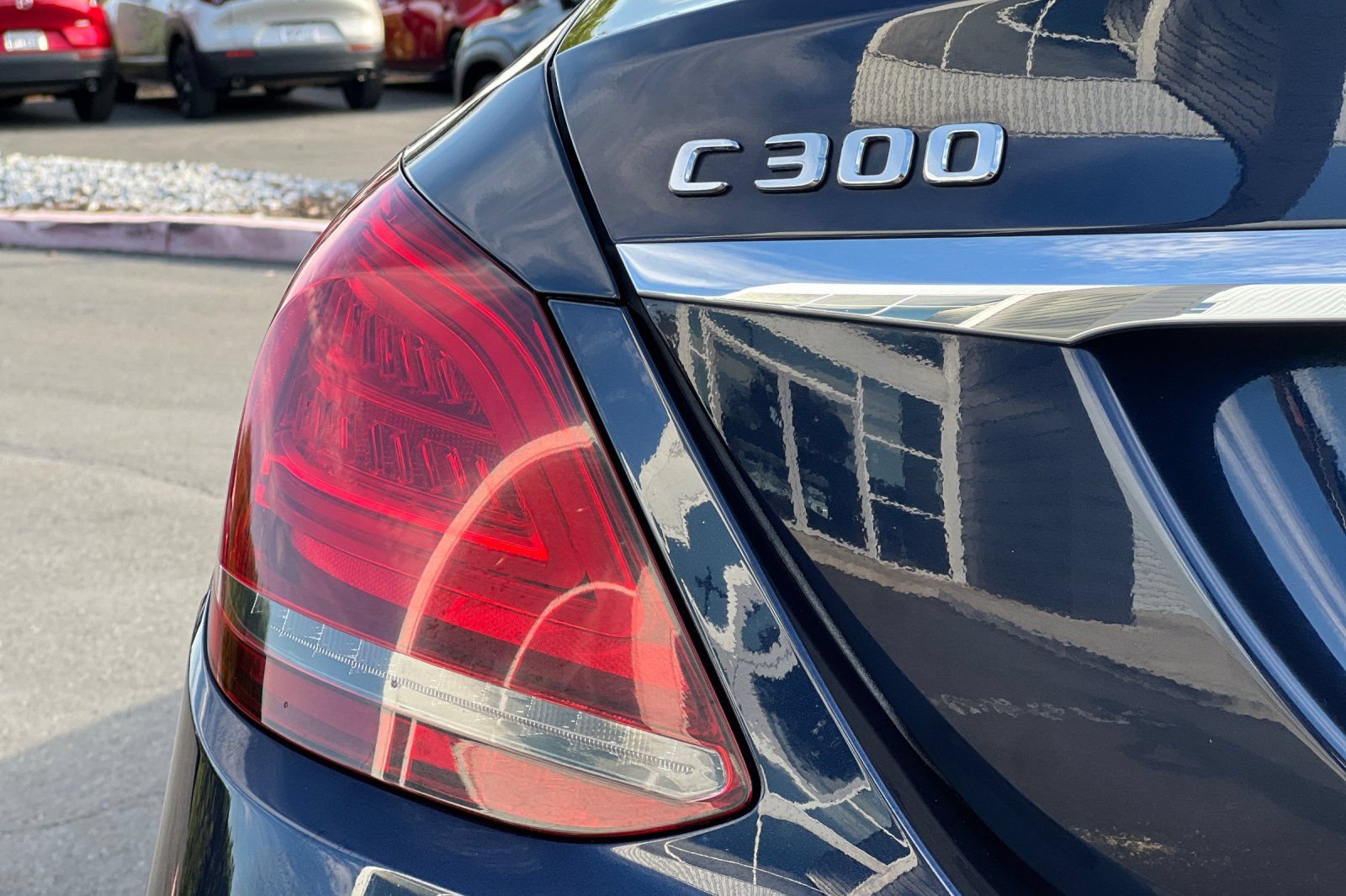 Used 2019 Mercedes-Benz C 300 Sedan image 27