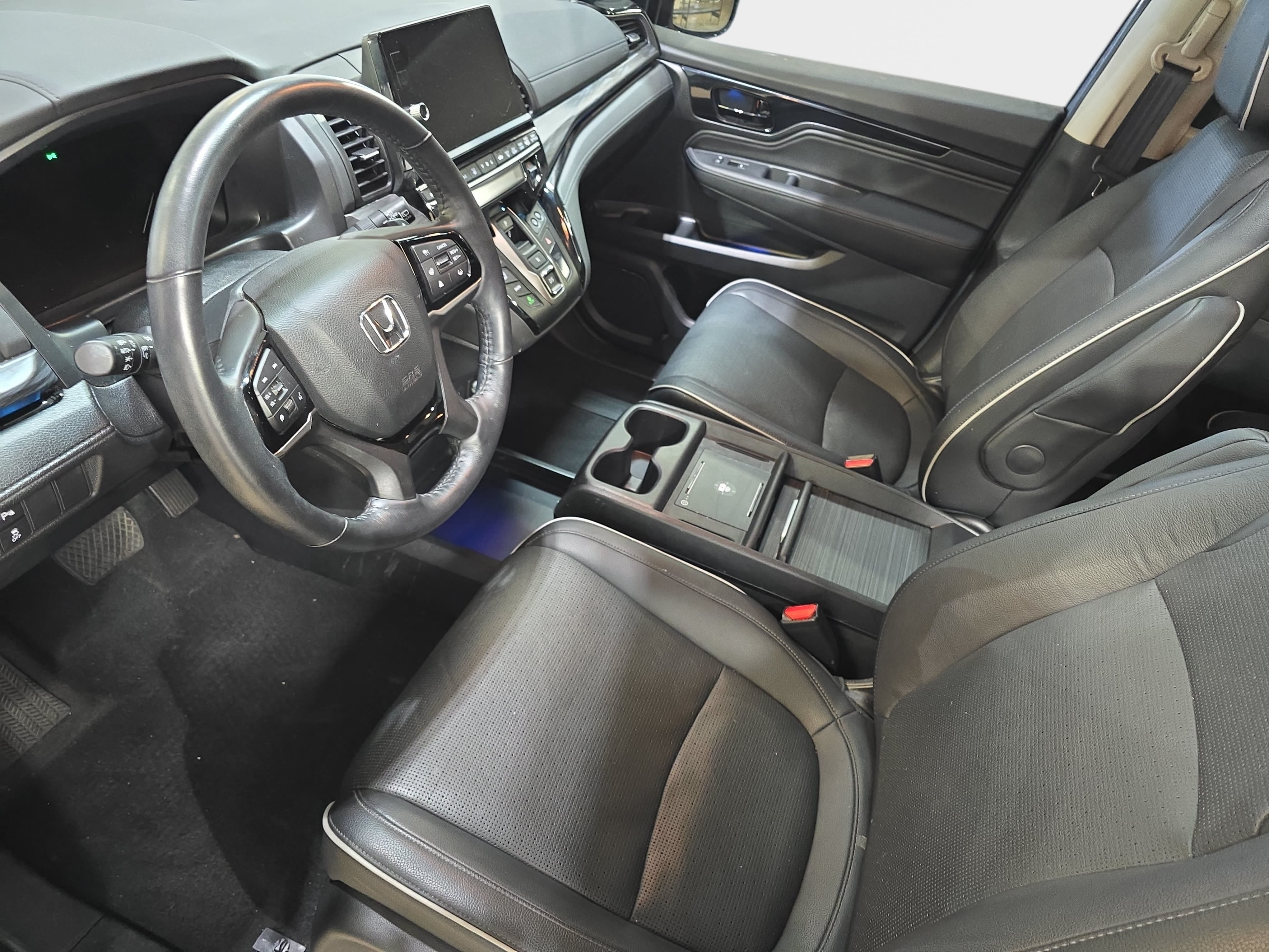Certified 2025 Honda Odyssey Elite image 13