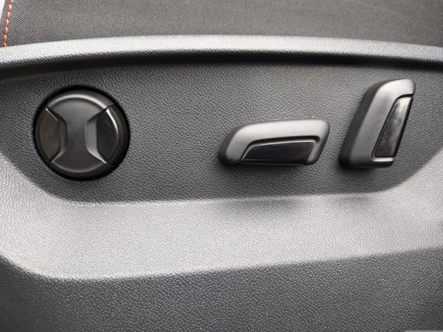 Certified 2025 Volkswagen Atlas Peak Edition SE image 21