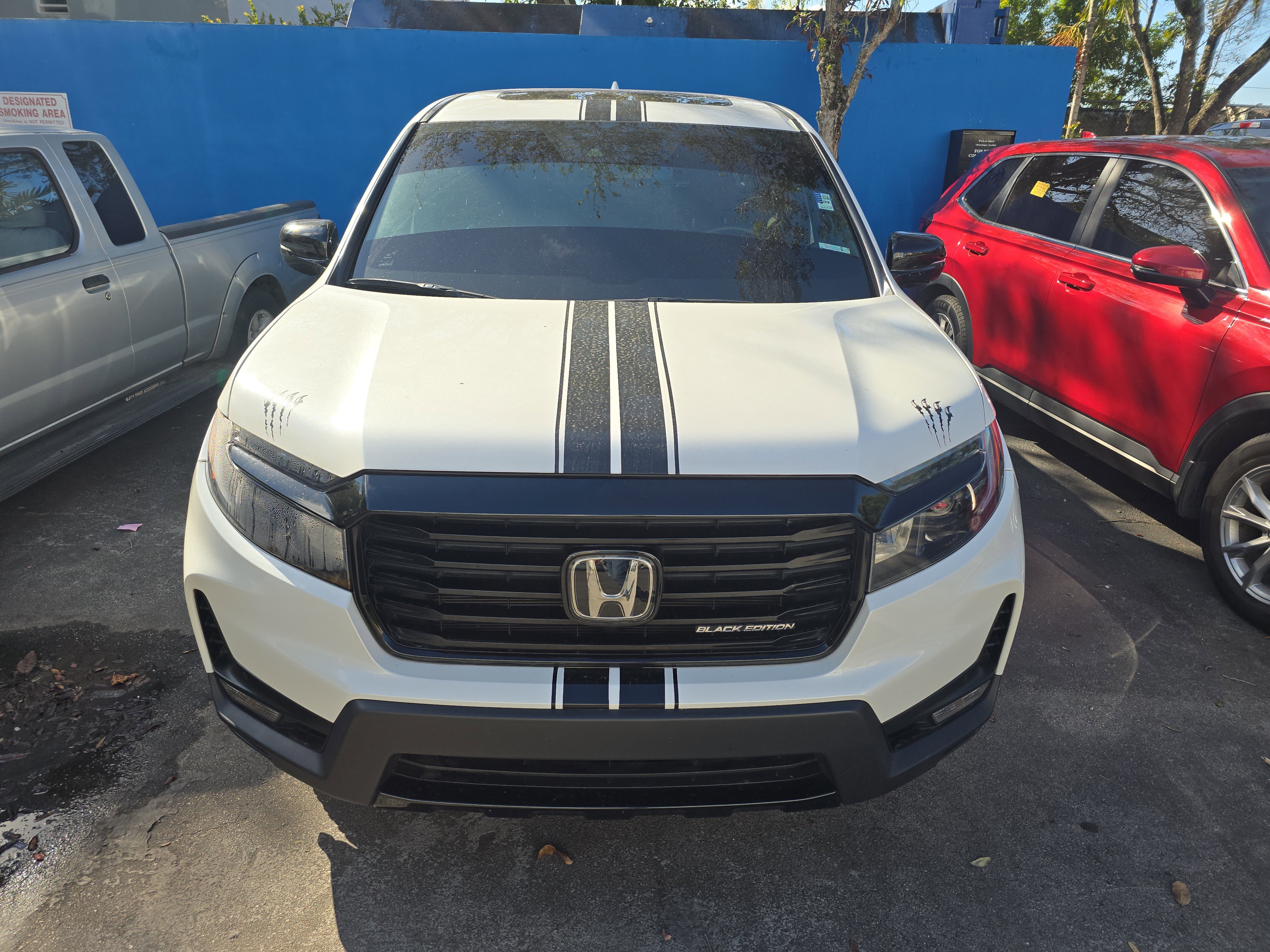 Used 2023 Honda Ridgeline Black Edition image 3
