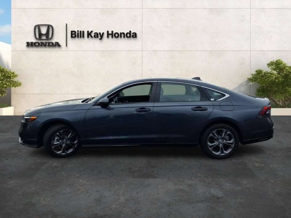 Certified 2025 Honda Accord EX-L image 7