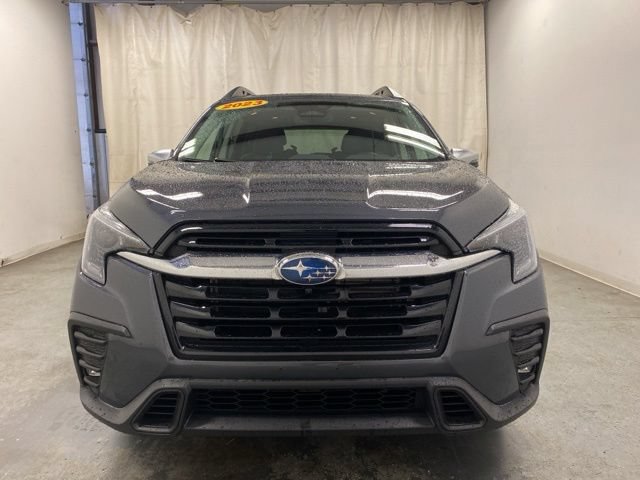Used 2023 Subaru Ascent Limited w/ Technology Package AWD/4WD image 2