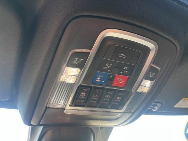 Used 2021 RAM 1500 Laramie image 31