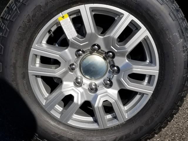 New 2026 GMC Sierra 2500 AT4 w/ AT4 Premium Plus Package image 22