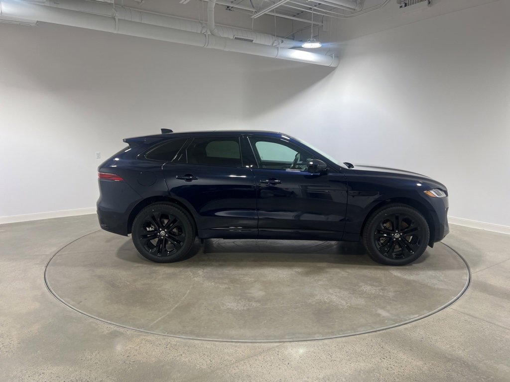 New 2026 Jaguar F-PACE R-Dynamic S image 6