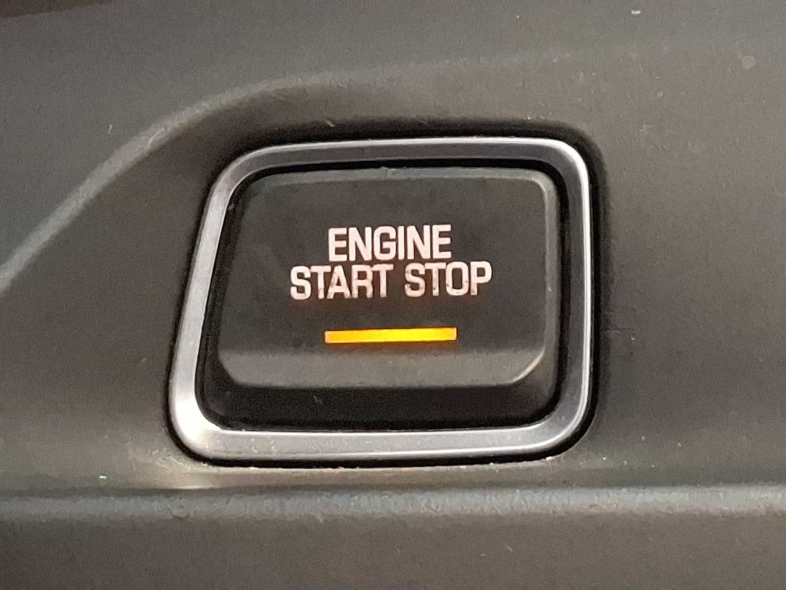 Used 2020 Chevrolet Camaro LT RWD image 21