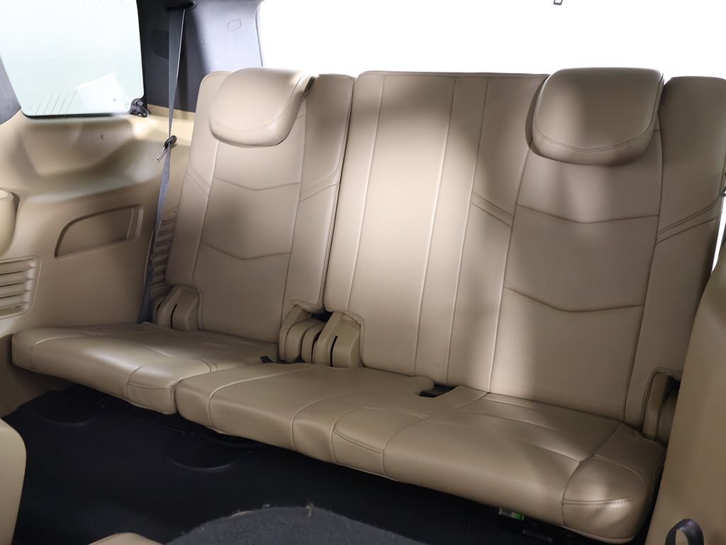 Used 2019 Cadillac Escalade Platinum AWD/4WD image 49