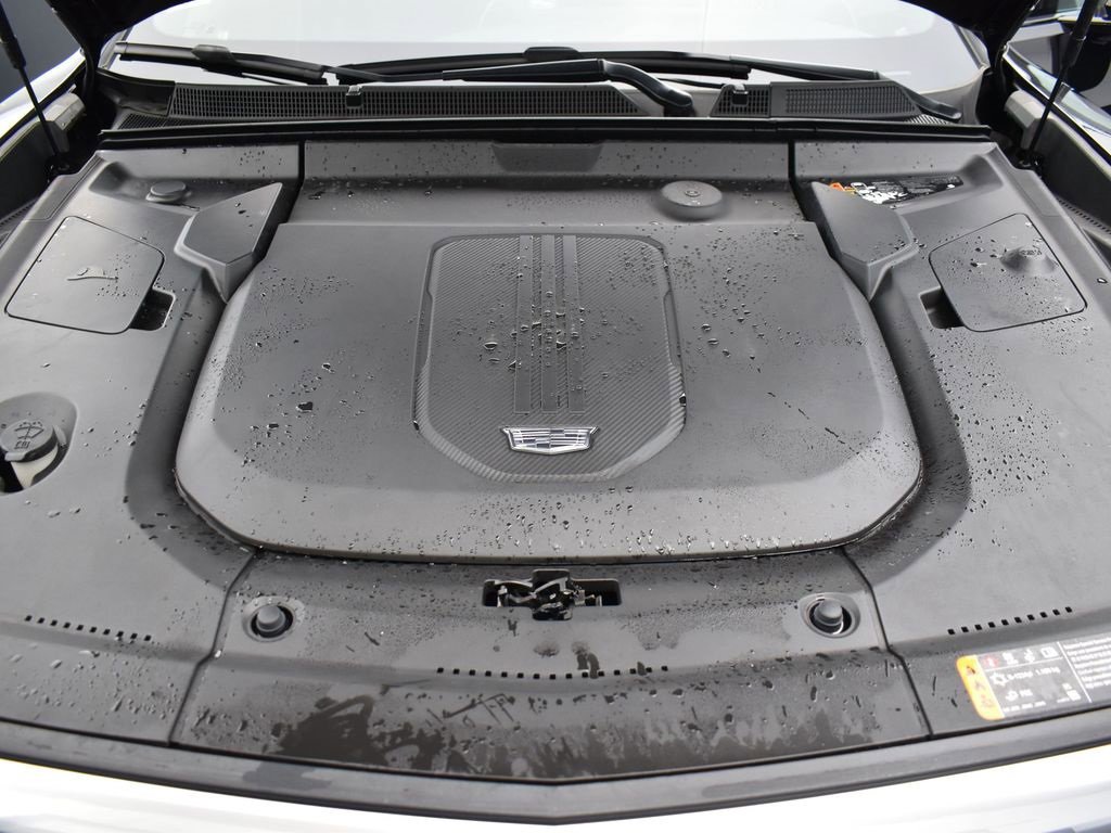 Certified 2024 Cadillac Lyriq Luxury w/ LPO, Floor Liner Package image 9