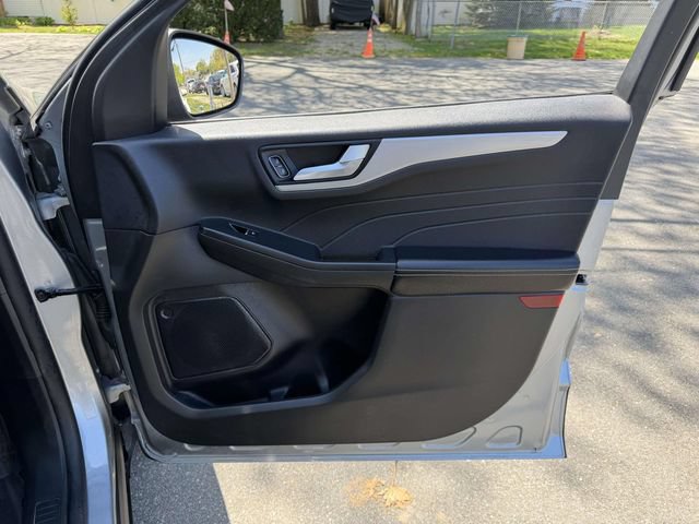 Used 2024 Ford Escape Platinum AWD/4WD image 14