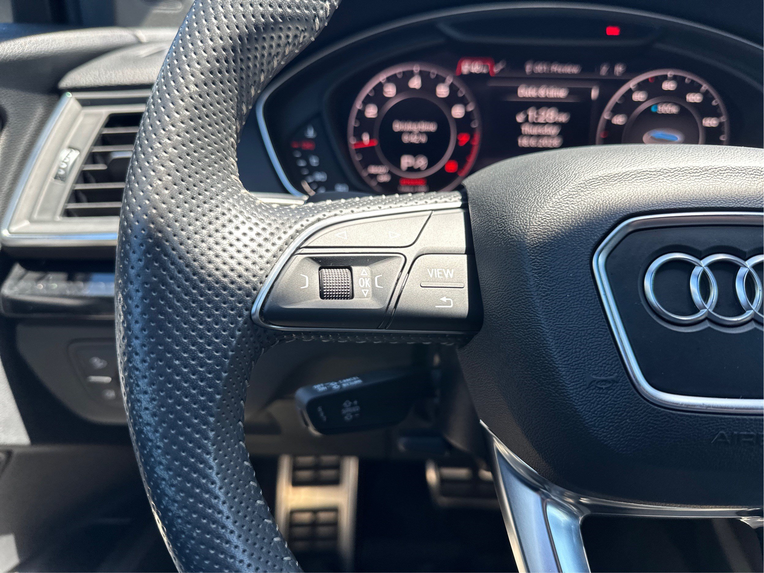 Used 2019 Audi Q5 Prestige AWD/4WD image 34