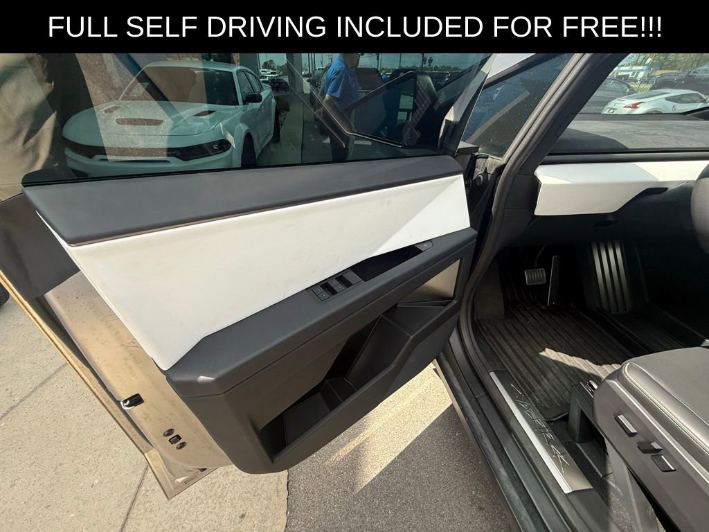 Used 2024 Tesla Cybertruck Cyberbeast AWD/4WD image 7