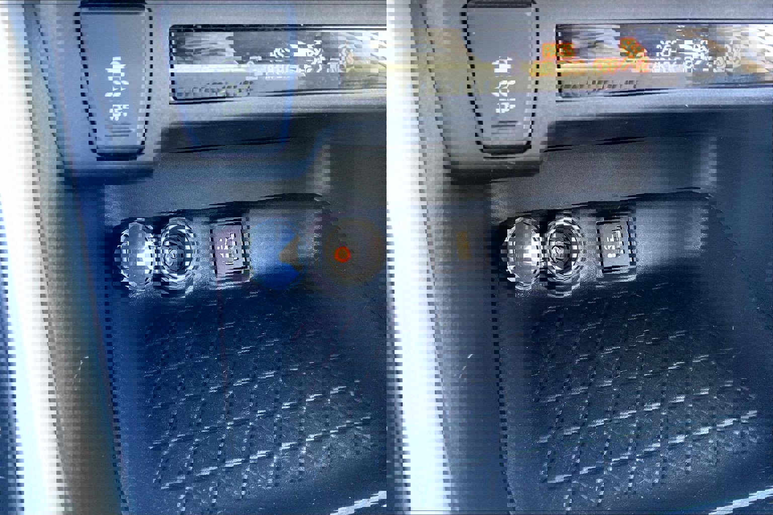 Used 2024 Toyota RAV4 XLE image 38