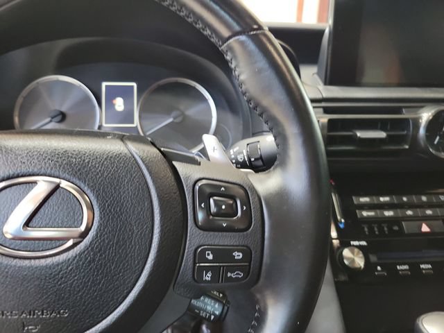 Used 2023 Lexus IS 300 w/ Comfort Package RWD image 15