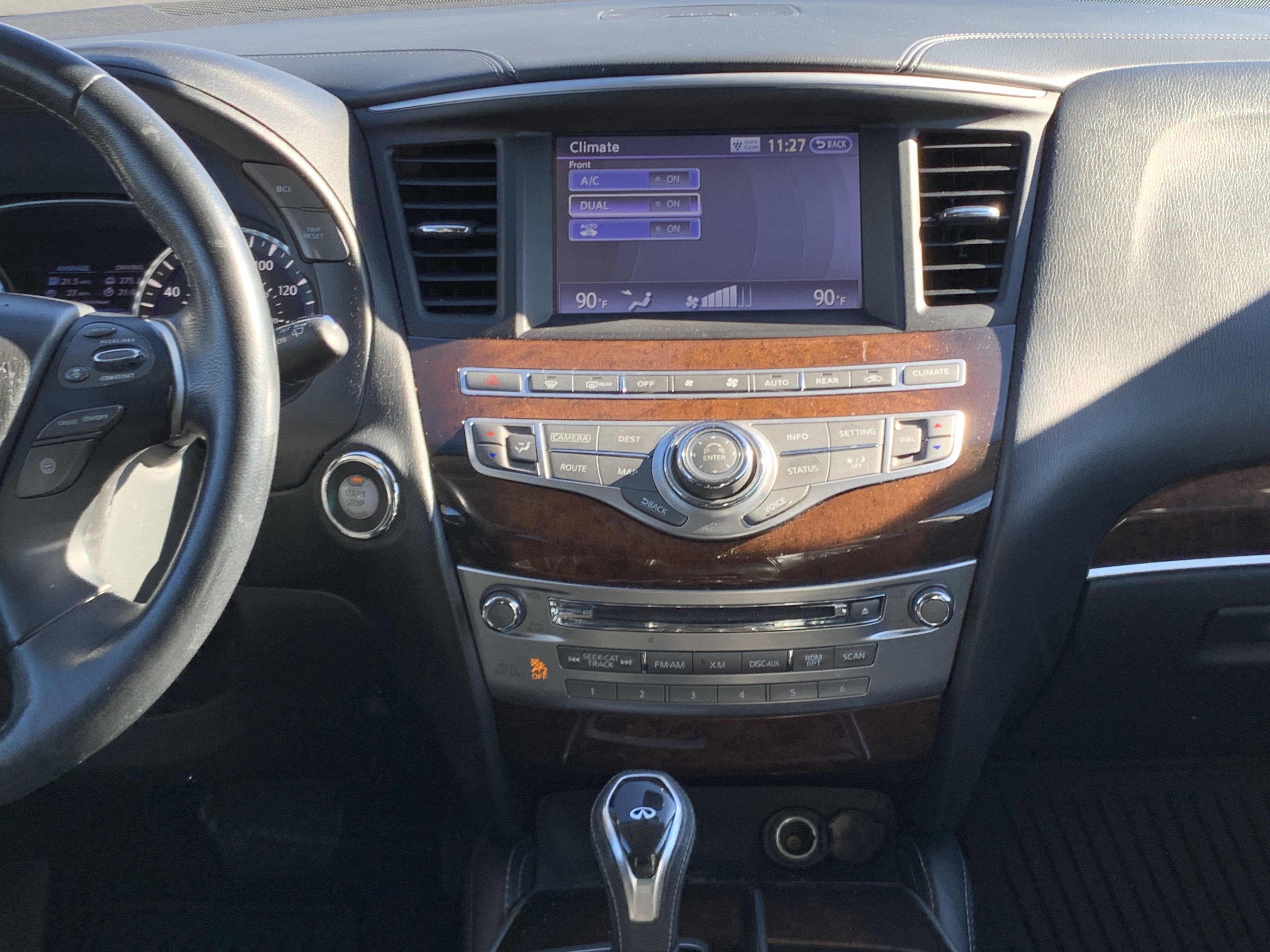 Used 2016 INFINITI QX60 Luxe w/ Deluxe Technology Package image 31
