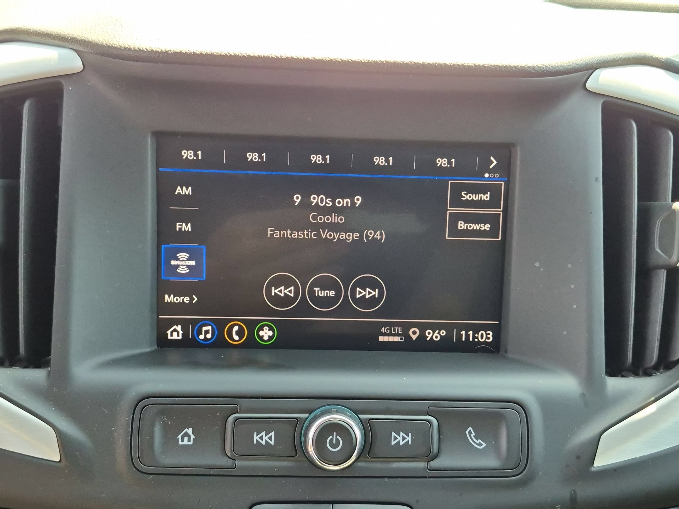 Certified 2022 GMC Terrain SLE w/ Driver Convenience Package FWD image 12