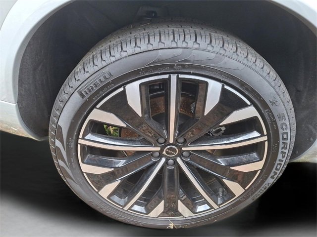 New 2026 Volvo XC90 B6 Plus w/ Protection Package Premier image 5