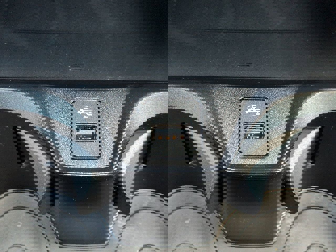 Used 2026 BMW 330i xDrive Sedan AWD/4WD image 24