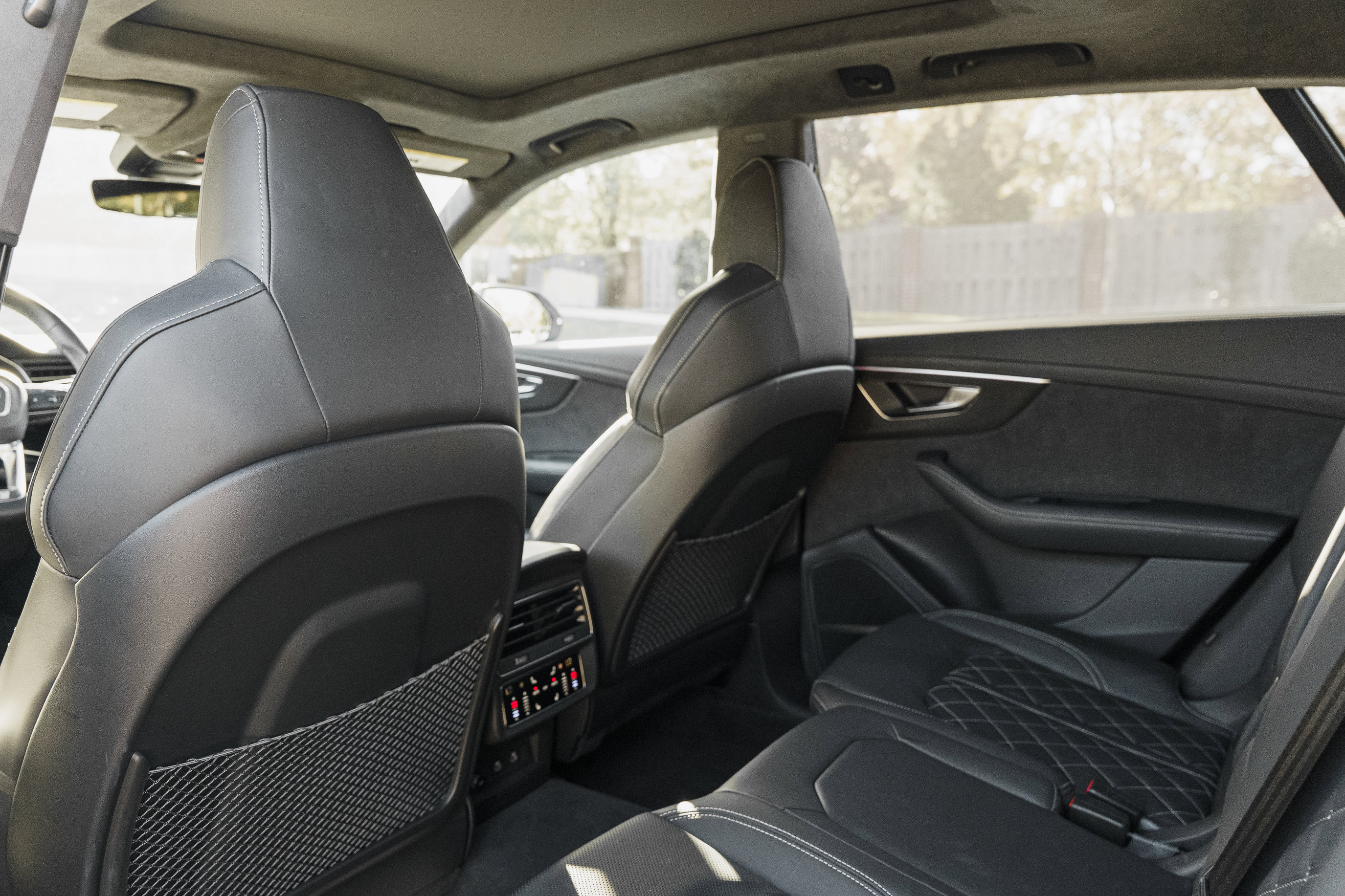 Used 2023 Audi SQ8 Prestige image 27