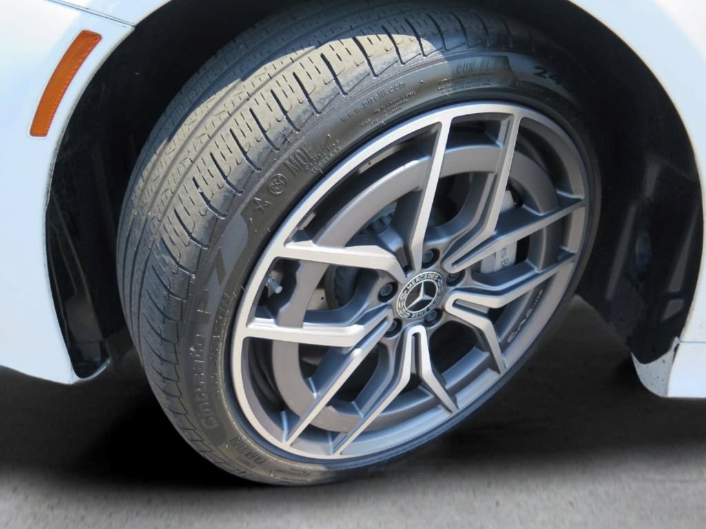Used 2023 Mercedes-Benz E 450 Cabriolet image 25